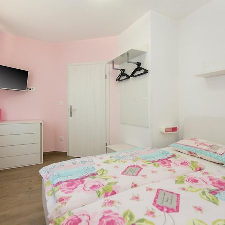 Holiday Home Rea Labin  Εξωτερικό φωτογραφία